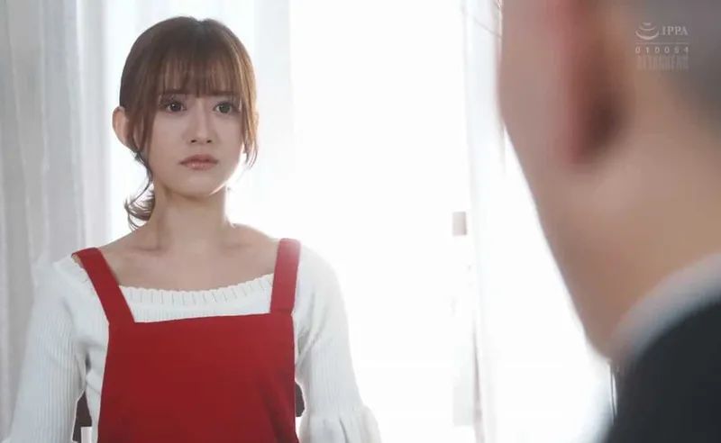 Vợ bán thân đền bù cho ông xã suốt một năm mà gã chồng không hề hay biết